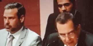 Secretario cantinflea y exhibe el bajísimo nivel del equipo de Nahle Se vio que no iba preparado, que no sabe ni siquiera lo básico de su dependencia, titubeaba, lo sacaban de apuros dándole apuntes, no supo dar cifras con precisión