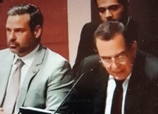 Secretario cantinflea y exhibe el bajísimo nivel del equipo de Nahle Se vio que no iba preparado, que no sabe ni siquiera lo básico de su dependencia, titubeaba, lo sacaban de apuros dándole apuntes, no supo dar cifras con precisión