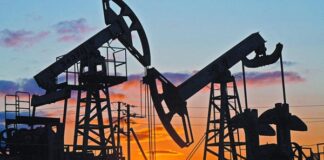 El petróleo cae ante temores de sobreabastecimiento Los precios del petróleo cayeron por los temores de un mercado sobreabastecido