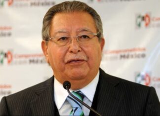 Muere Francisco Rojas Gutiérrez, exdirector de Pemex y la CFE, a los 81 años Rojas Gutiérrez fue reconocido por su liderazgo, compromiso institucional y profundo sentido de servicio público