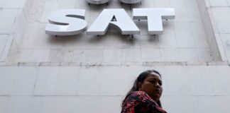 SAT refuerza diálogo y colaboración con Cámara de Comercio de Estados Unidos Funcionarios señalaron a la Cámara de Comercio de EU que el SAT promueve el diálogo y la apertura para facilitar el cumplimiento de las obligaciones fiscales
