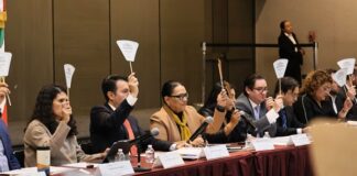 Instalan primera sesión del sistema nacional de búsqueda Asimismo, estuvieron presentes las y los integrantes del Consejo Nacional Ciudadano y los titulares de las Comisiones Locales de Búsqueda