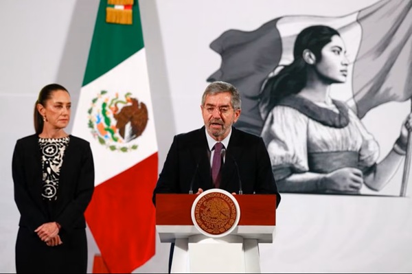 SRE La presidenta reconoció la labor del canciller e indicó que lo sustituirá temporalmente por Roberto Velasco Álvarez