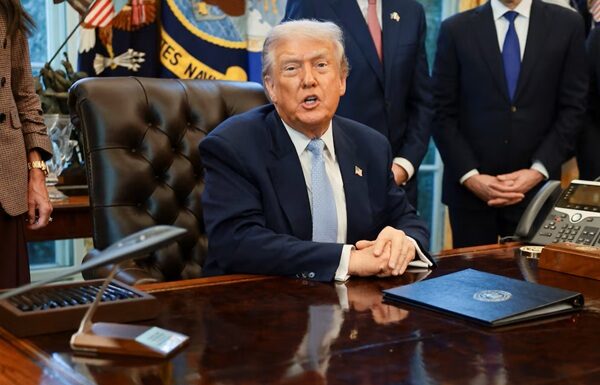 Trump está dispuesto a lanzar ataques en México para detener tráfico de drogas El presidente de EEUU aseguró que sus equipos de inteligencia tienen información de donde vive cada uno de los narcotraficantes