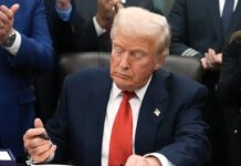 Trump firma decreto que pone fin al cierre de gobierno más largo en la historia de EU El presidente acusó a los demócratas “extremistas” de impulsar el cierre del gobierno por razones puramente políticas