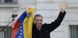 Un grupo de ex mandatarios reconoció a Edmundo González Urrutia como el legítimo presidente de Venezuela El Grupo IDEA declara a María Corina Machado vicepresidenta y líder de la transición democrática mientras crece la tensión con EU tras ataques a embarcaciones