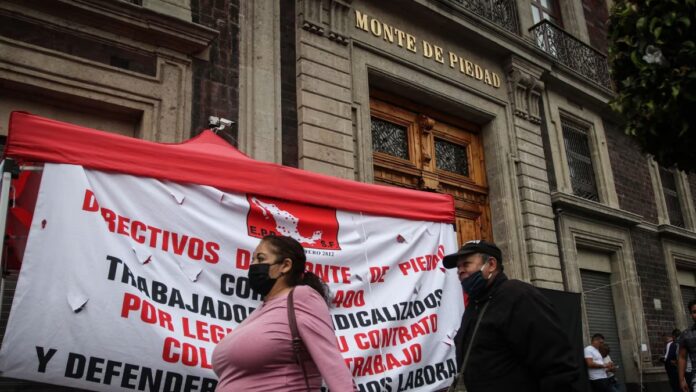 Un total de 47 empleados de seis sucursales en Morelia permanecen sin salario, aguinaldo ni prestaciones; advierten que la huelga podría extenderse hasta 2026