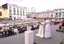 Primer informe de omisiones de un gobierno de desatinos Lo que queda del Primer Informe de Gobierno es la percepción de que no se cumplió con la oportunidad de rendir cuentas a los veracruzanos