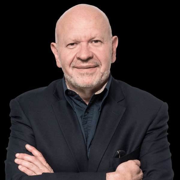 Raymundo Riva Palacio El circo distractor que hemos visto en los últimos días continuará hasta que el sol sea demasiado grande para ocultar la vida ilegal de algunos personeros insignes del régimen