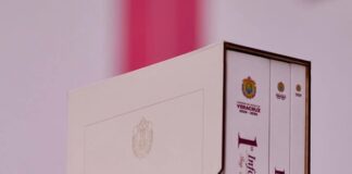 Veracruz, el Informe y los reajustes Rocío Nahle logró una buena narrativa con el tema de la reducción de la deuda pública, que tiene el gobierno de Veracruz.. Que para muchos fue el logro más importante