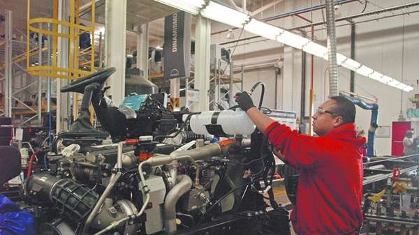 VehPesados En México se ensamblaron 13,108 unidades de vehículos pesados durante noviembre de 2025, lo que refleja una disminución del 28% respecto al mismo mes de 2024