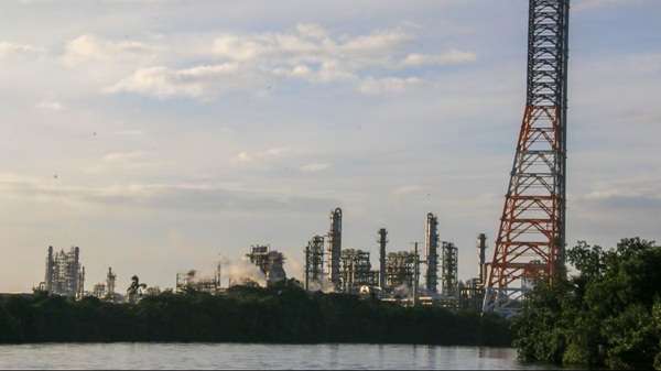 Dos Bocas-ConatoInc La refinería más nueva del país ya ha registrado, al menos, dos incidentes más relacionados con incendios.