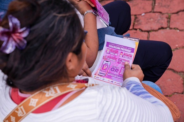 Mina-Prevención Violencia Durante la jornada se dieron a conocer las plataformas de denuncia del estado de Veracruz, como Mujer Alerta y Veracruzana Protegida, herramientas fundamentales para la prevención y atención de todo tipo de violencia.