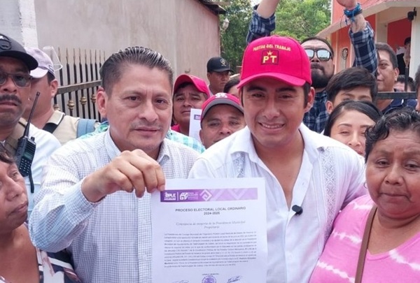 Tatahuicapan Las protestas podrían intensificarse, la gobernabilidad debilitarse y la imagen del gobierno municipal quedar marcada desde su arranque.