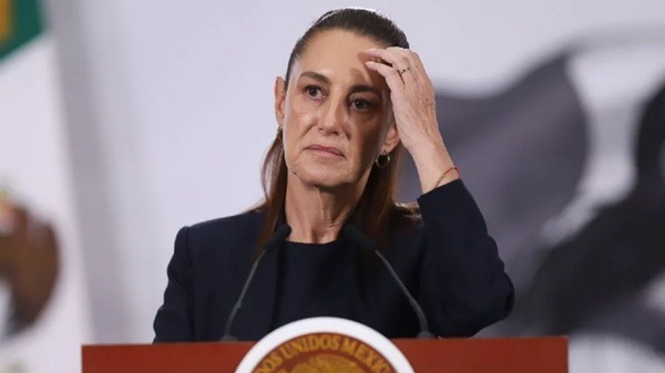 FGR-Dos Bocas La fiscalía informó este miércoles que inició las investigaciones del siniestro registrado al interior de la refinería en Paraíso, versión que refuta la de la mandataria, quien dijo que había sido afuera del inmueble.