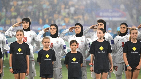 Irán-Australia El portavoz del Ministerio de Exteriores de Irán acusó que las futbolistas son tomadas como rehenes y quieren hacer creer que fueron salvadas.