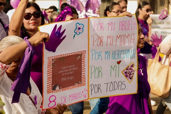 Mina-Mujeres Esta actividad tuvo como propósito reconocer la importancia del papel de la mujer en la sociedad, así como fomentar la convivencia, la salud y el bienestar mediante la activación física.
