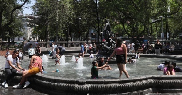 ONU-Calor En su más reciente informe, la Organización Meteorológica Mundial destaca la degradación de los ecosistemas marinos, la pérdida de biodiversidad y la intensificación de las tormentas tropicales entre los efectos del calentamiento global.