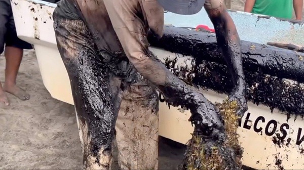 Petrolera-Contaminación Aunque se señaló al buque como origen probable, las autoridades federales y ambientales aún deben determinar oficialmente el nombre de la empresa responsable, volumen de hidrocarburo derramado y las posibles sanciones.