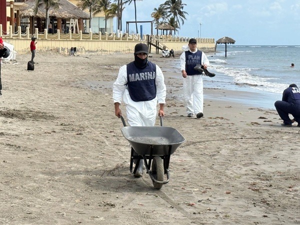 Rocío-Derrame Aseveró que cuentan con evidencia de que ha dicha playa no ha llegado el derrame de hidrocarburos.