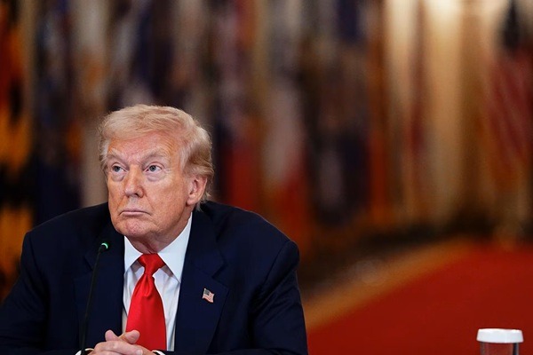 Trump-AL Donald Trump se ha saltado a las organizaciones de Estados Americanos y de las Naciones Unidas, lo que no es nuevo, determinando de manera unilateral en qué conflicto intervenir.