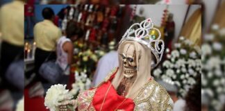 Suman tres muertos tras ataque en el templo de la Santa Muerte en Acayucan Autoridades informaron que la víctima fue identificada como Luis Zúñiga, de 27 años, yerno de la dueña del recinto espiritual.
