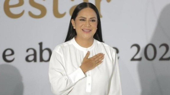 Ariadna-Morena La mandataria deseó suerte a Montiel en sus nuevos proyectos que, aun cuando la Presidenta no los mencionó, apuntan a dirigir a Morena para el proceso electoral que arrancará a partir de septiembre.