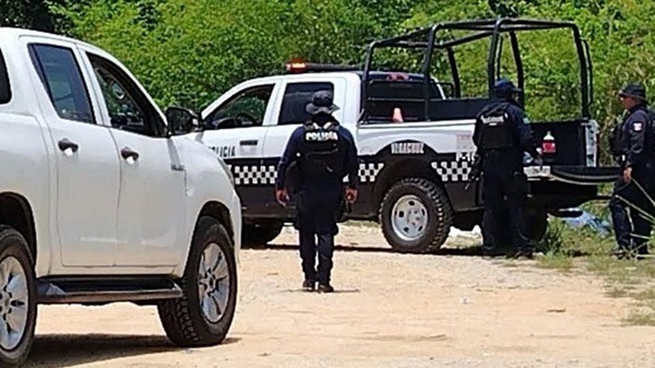 Coatzacoalcos-Decesos Habitantes de la zona efectuaron el hallazgo y posteriormente arribaron elementos de seguridad, quienes acordonaron la zona.