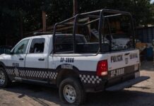 Intervienen comandancia de Coscomatepec, tras hallazgo de presunta droga a seis policías Aselmo "N", Jesús "N", Diego "N", Lauro Arturo "N", Dana Natalia "N" y Bonifacio "N" fueron aprehendidos por la Fiscalía General del Estado y son señalados de los delitos de incumplimiento del deber legal y contra la salud.