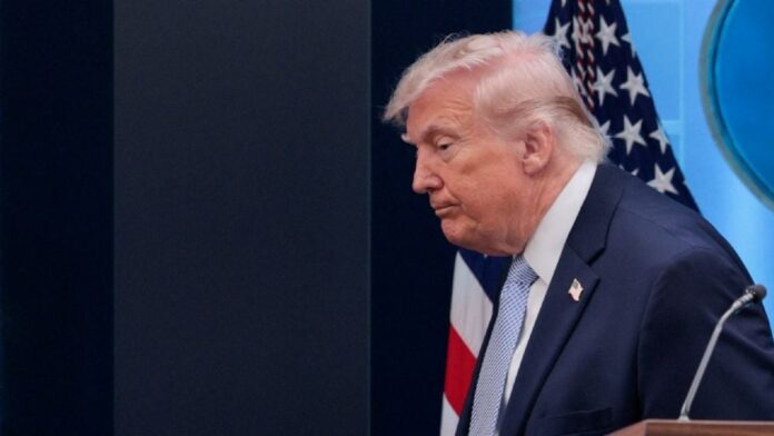 Demócratas y republicanos solicitaron que se aplique la medida en contra del presidente tras decir que "esta noche morirá toda una civilización"; algunos lo calificaron como un genocida.