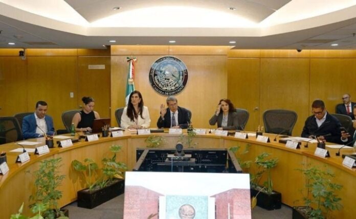 INE-Consejeros La designación fue avalada por 334 votos en pro, de Morena, PT y PVEM, y 127 en contra, de PAN, PRI y MC. Los nuevos funcionarios electorales rendirán protesta de su cargo para un periodo de nueve años ante el Consejo General del INE, a más tardar este miércoles.
