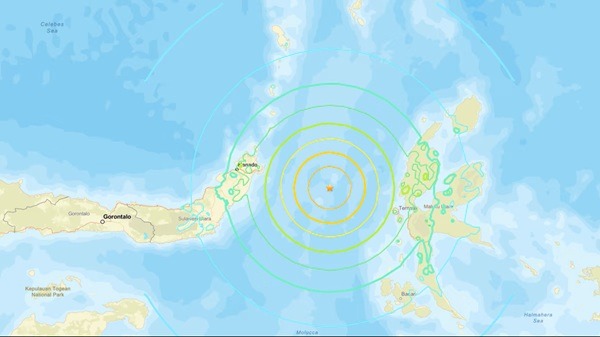 Indonesia-Tsunami El Sistema de Alertas de Tsunami de Estados Unidos publicó una alerta ‘amenaza potencial’ de tsunami para Malasia y Filipinas, además de para Indonesia.