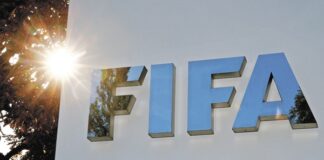 Irán cancela su presencia en el Congreso de la FIFA por «insulto» en aeropuerto de Toronto Los dirigentes de la Federación Iraní de Fútbol cancelaron este miércoles su participación en el Congreso de la FIFA en Vancouver, Canadá, por un "insulto" proferido por un policía de inmigración en el aeropuerto de Toronto.