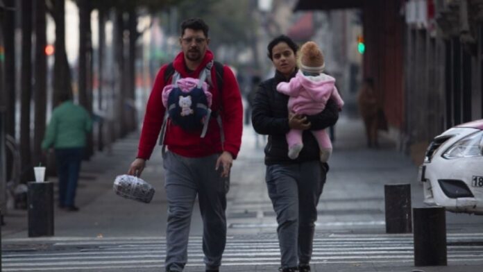 En comparación, el 31.1% de la generación de 1961 a 1967 dejó a su núcleo familiar y el 15.9% tuvo su primero hijo antes de cumplir la mayoría de edad.