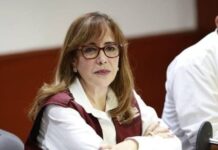 Nepotismo en la 4T: hermana, nieta y sobrina de Yeidckol Polevnsky cobran en la nómina de su oficina Los familiares de la morenista ocupan cargos como asesores, con sueldos que van de 40 mil a 60 mil pesos mensuales.