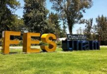 Asesinan a estudiante de la FES Cuautitlán en presunto asalto afuera del plantel Estudiantes, este viernes, reiteraron el llamado a las autoridades para capturar a los responsables del homicidio, y exigen se cumpla con la demanda histórica de brindar seguridad en torno al plantel de la UNAM, que en su exterior enfrenta rezagos en equipamiento urbano, como el servicio de alumbrado público.