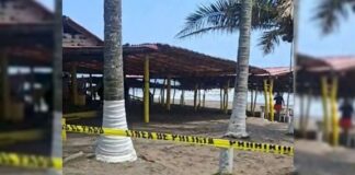 Balacera en playa de Veracruz deja heridos a turista y una menor en Costa Esmeralda Los agresores perseguían a una persona identificada como Uriel Maldonado, quien recibió al menos cuatro balazos.