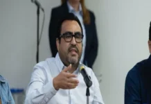 Reaparece alcalde con licencia de Culiacán y afirma que acudirá a comparecer ante la FGR por señalamientos de vínculos con Los Chapitos Alcalde de Culiacán, Juan de Dios Gámez Mendívil, investigado por vínculos con Los Chapitos