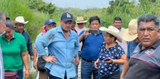 Alcalde de Cosoleacaque refrenda su respaldo al campo Alcalde de Cosoleacaque muestra apoyo al campo en Veracruz
