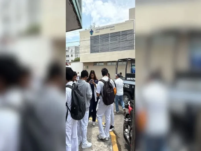 Explosión química en laboratorio de la Universidad Veracruzana causa evacuación