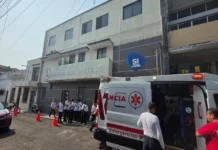 Por síntomas de intoxicación, evacúan a 22 alumnos de colegio privado en Veracruz Estudiantes de Veracruz sufren intoxicación por fumigación en un colegio