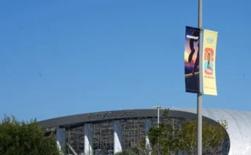 Calor, humedad y poco viento: la «combinación letal» que buscará evitarse en el Mundial de Futbol Jugadores de futbol en un partido con calor extremo en el Mundial de Futbol