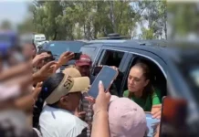 Tras bloqueo en Atenco, Sheinbaum se compromete a resolver demanda de agua de manifestantes Protesta por agua en Atenco con Sheinbaum comprometida a resolver