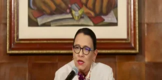 «¿Yo por qué?»: Rosa Icela Rodríguez evade responder sobre el paradero de Rocha Moya Rosa Icela Rodríguez evadiendo preguntas sobre Rocha Moya