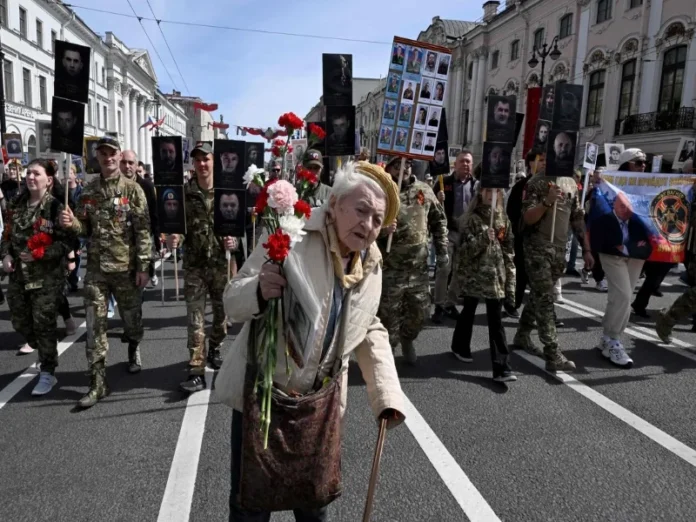 Desfile militar en la Plaza Roja de Moscú para conmemorar el Día de la Victoria sobre el nazismo