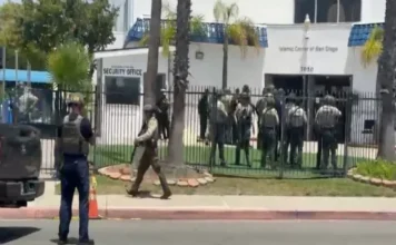 Tiroteo en mezquita de San Diego: uno de los implicados robó tres armas de la casa de su madre previo a la agresión Imagen del tiroteo en mezquita de San Diego que dejó tres muertos