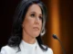 Renuncia Tulsi Gabbard, directora de Inteligencia Nacional de EU Tulsi Gabbard renuncia como directora de Inteligencia Nacional de EU debido a problemas de salud de su marido