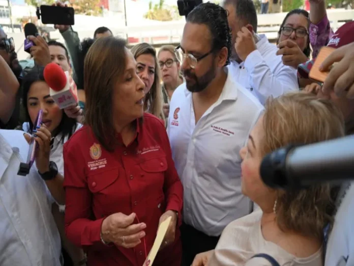 Entrega de apoyos sociales en Veracruz La gobernadora Rocío Nahle entrega apoyos sociales en Veracruz, condenando el uso partidista de Morena