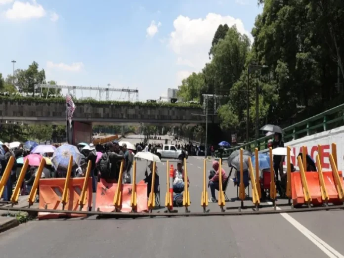 Transportistas anuncian bloqueos en México por extorsiones y falta de seguridad en carreteras