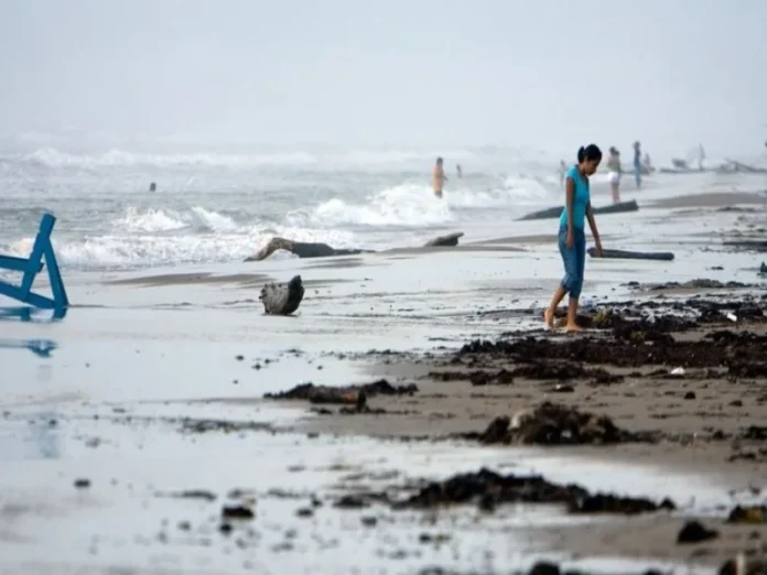 Imagen de un ciclón tropical en el Golfo de México Ciclón tropical en el Golfo de México, cerca de la costa de Tamaulipas